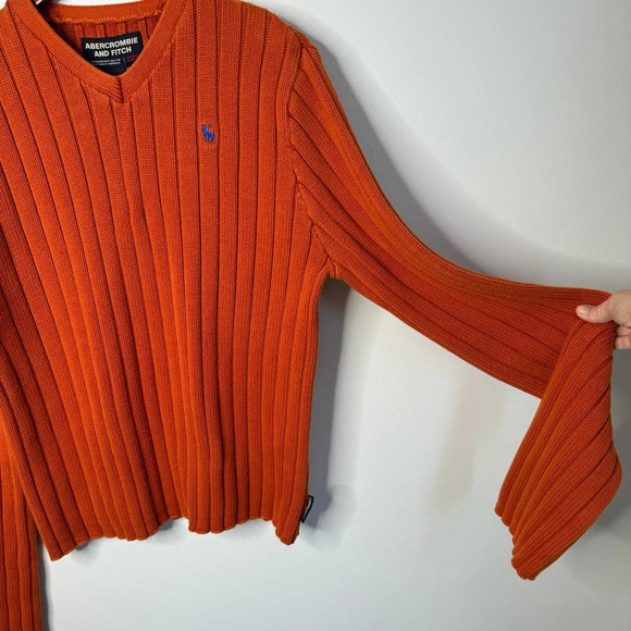 Abercrombie & Fitch Men’s Y2K Orange Ribbed Cotton V-neck Moose Logo Sweater - Picture 6 of 11